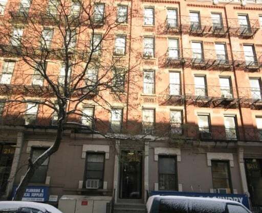 1 bed, 1 bath, $3,400, Unit #4C