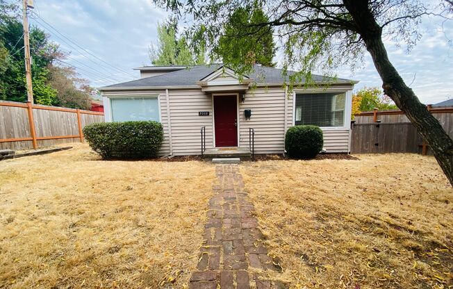 Cute 3 Bedroom Home in the Heart of West Seattle!