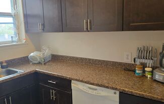 5425-33 W Martin Dr
