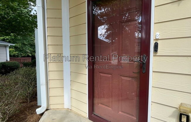 3 beds, 2.5 baths, 2,069 sqft, $2,095, Unit 10