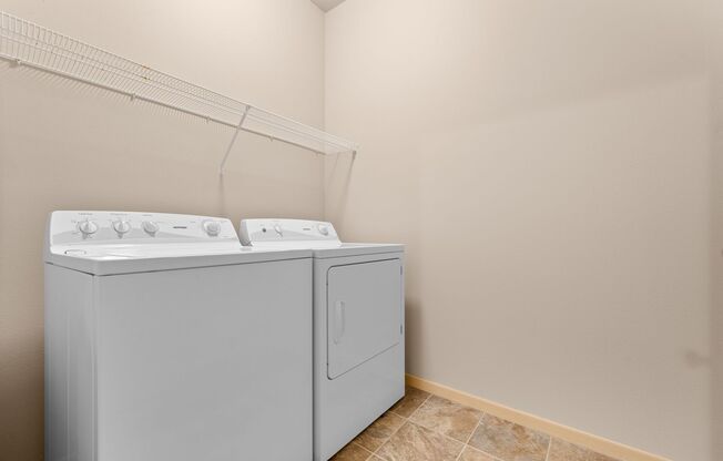 1 bed, 1 bath, 948 sqft, $1,225, Unit 3215-J