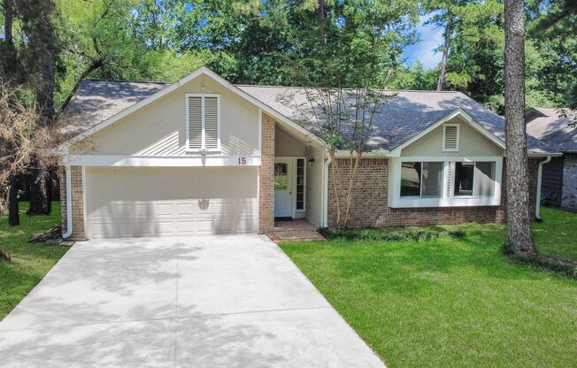 15 BRENTWOOD OAKS CT