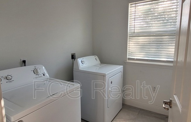 3 beds, 2 baths, 1,510 sqft, $1,795