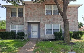 Great 2 Story 3/2.5/2 Available Now!