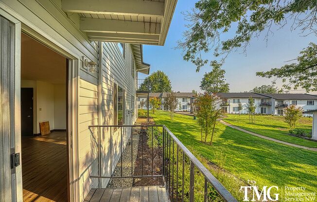 2 beds, 1 bath, 778 sqft, $1,450, Unit 10