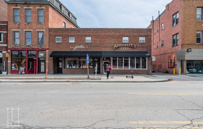 866 N. High St.