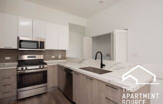 3 beds, 2 baths, $3,595, Unit 406