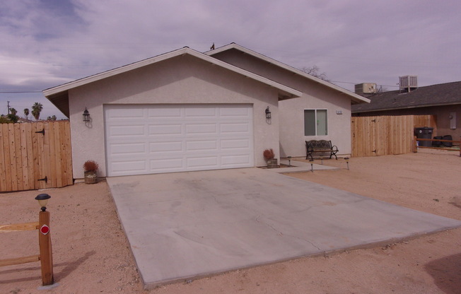 3 beds, 2 baths, $1,700