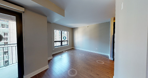 70 W HUBBARD ST