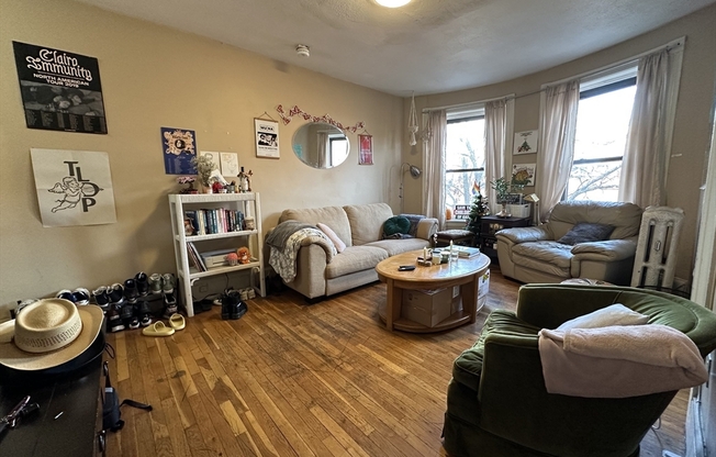 32 Symphony Rd 2