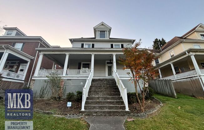 1412 Maple Avenue Roanoke VA 24016 4 Bedrooms and 2 Full Baths