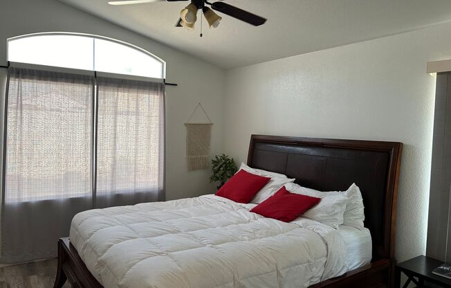 2 beds, 2 baths, $1,995