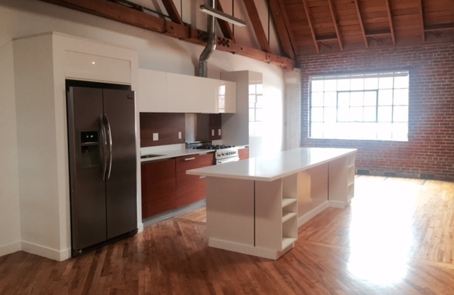 1 bed, 1 bath, 839 sqft, $3,600, Unit 2121 B209