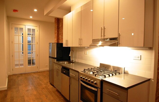 684 Riverside Dr.