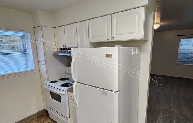 2 beds, 1 bath, $2,195