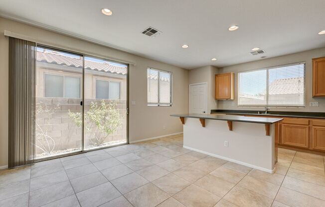 3 beds, 2 baths, $1,795