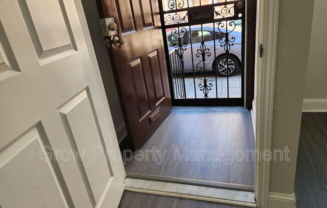 1338 S 9 ST
