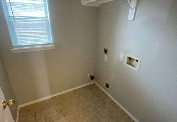 20911 SOUTHVINE CT