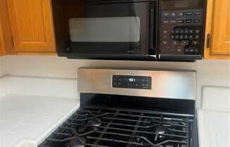 1441 Brett Pl