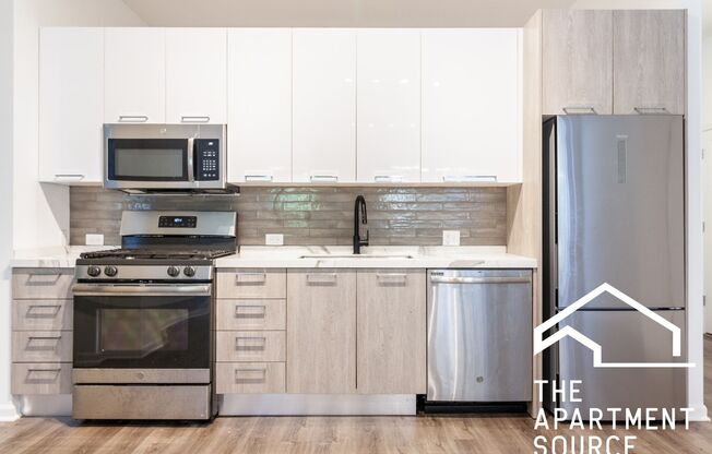 2 beds, 2 baths, $2,795, Unit 208