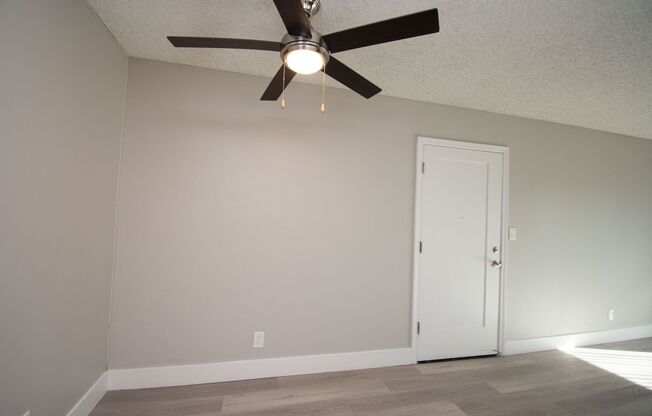 2 beds, 1 bath, 760 sqft, $1,825