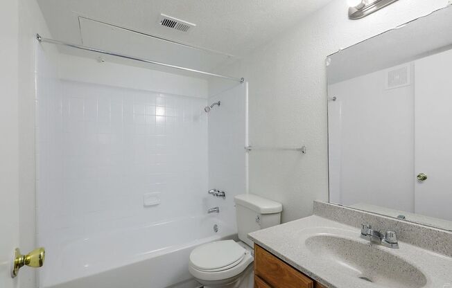 1 bed, 1 bath, $999, Unit 2086