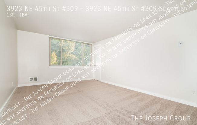 3923 NE 45 ST