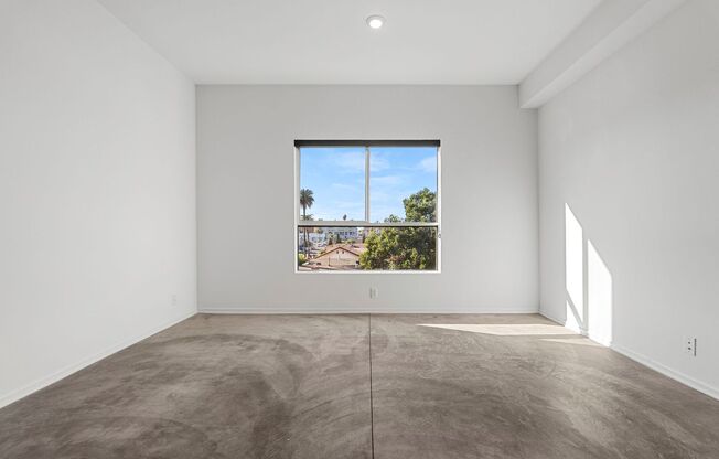 2 beds, 2 baths, 912 sqft, $2,895, Unit 309