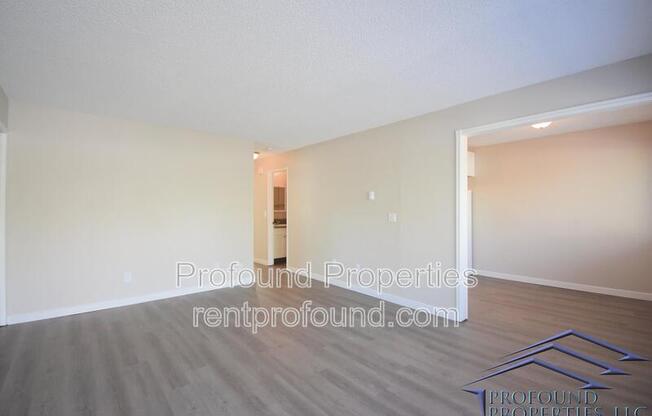 702 NE 99 AVE
