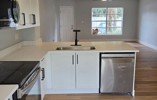 2 beds, 2 baths, $1,500, Unit Unit B105