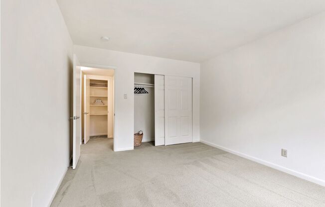 2 beds, 1 bath, 1,173 sqft, $1,745, Unit M10