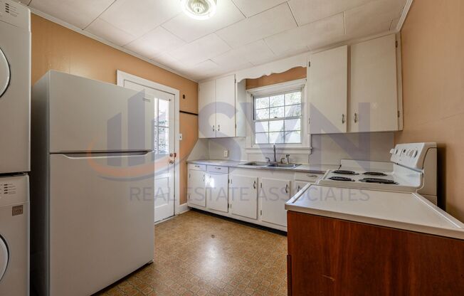 2 beds, 1 bath, $1,450