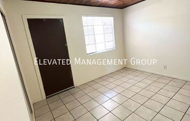 1024 ALVARADO DR SE