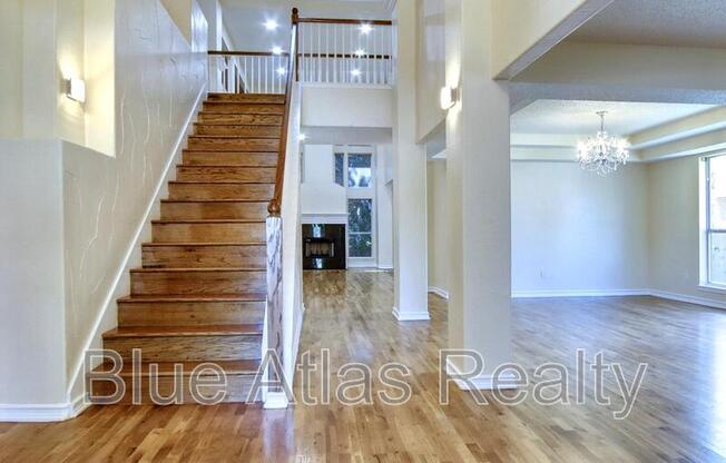 5744 CHELMSFORD TRL