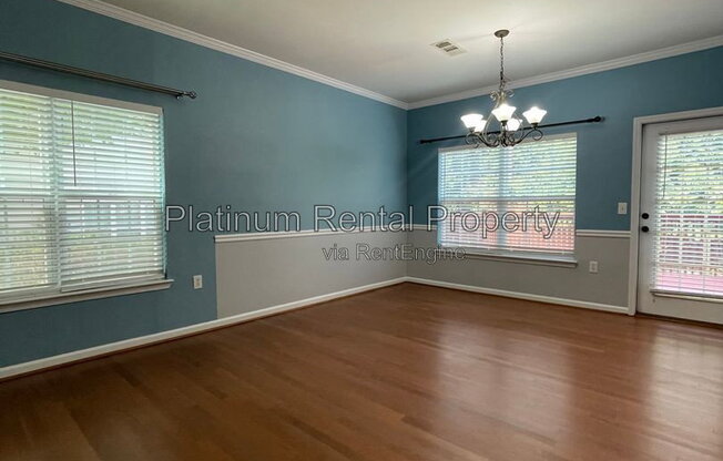 3 beds, 2.5 baths, 2,069 sqft, $2,095, Unit 10