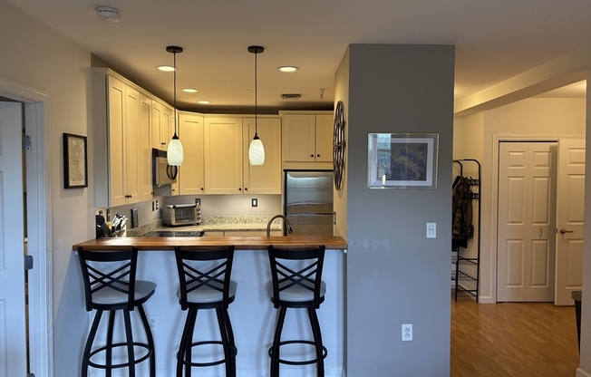 1 Cityview Ln