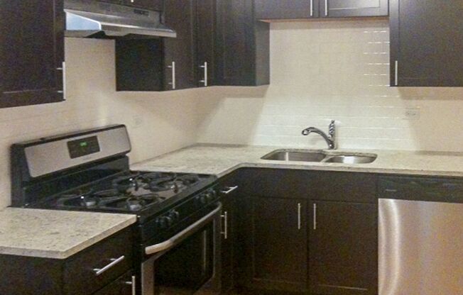 Studio, 1 bath, 437 sqft, $1,575, Unit 432-108