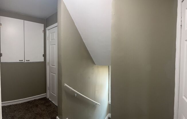 3 beds, 1 bath, $1,499