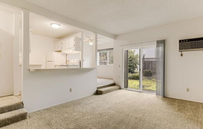 1 bed, 1 bath, 788 sqft, $1,400, Unit 702