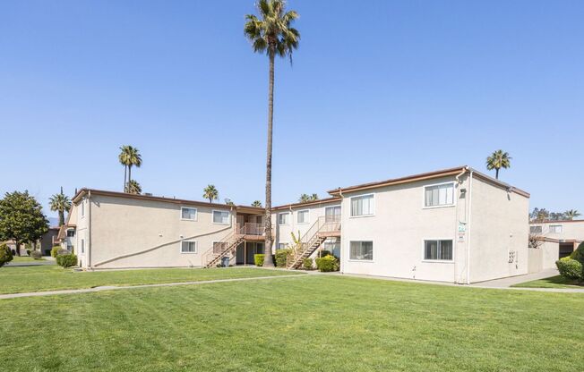 2 beds, 1 bath, 850 sqft, $1,740, Unit H-24