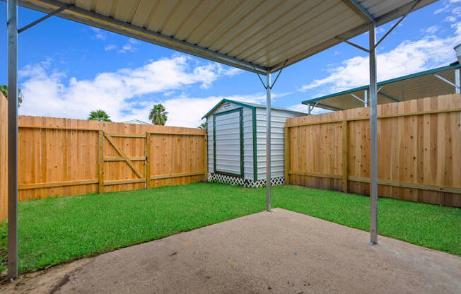 2102 SAINT LUCIA CALLE