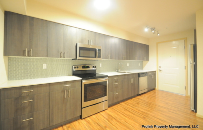 1 bed, , 520 sqft, $999, Unit Unit 102, Room 2