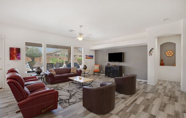 3 beds, 2 baths, $2,350