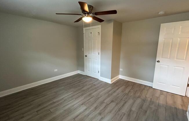 3 beds, 2 baths, 873 sqft, $1,550