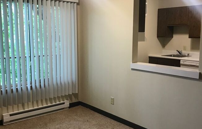 1 bed, 1 bath, 550 sqft, $825