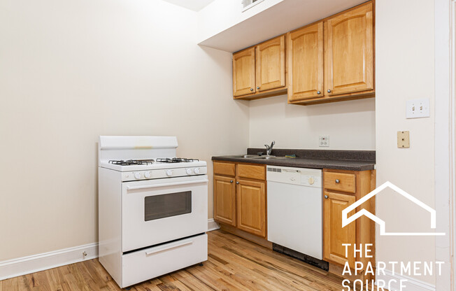 3525 N Broadway St, Chicago IL 1W
