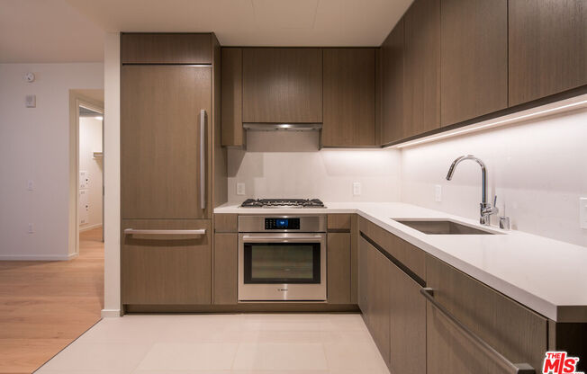 1 bed, 1 bath, 760 sqft, $3,100, Unit 1510