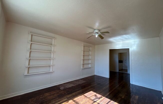 2 beds, 1 bath, $595, Unit Shreveport