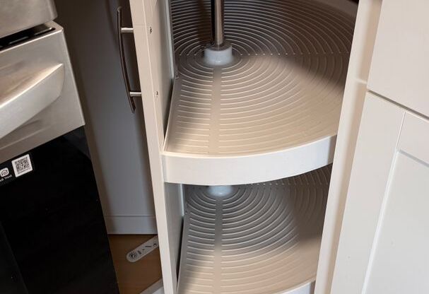 2 beds, 1 bath, 855 sqft, $1,049, Unit 3338-23