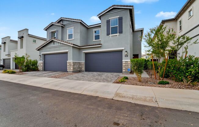 Professionally Designed, Fully Furnished townhome on one of Arabella’s Premium Lots | Scottsdale’s Coveted 85254 “Magic Zip Code”